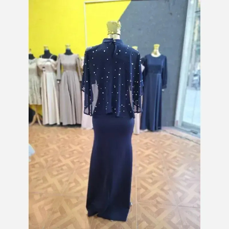 دوتیکه ماکسی و شنل مدل پریسیما کرپ دالقیچ و حریر مروارید پرسی نگین کوبی شده قد 150 سرمه ای مشکی