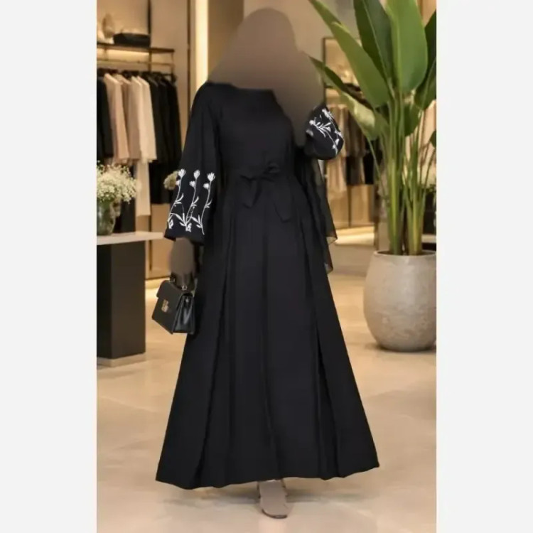 پیراهن عبایی گل لاله مشکی الیزه فری سایز گلدوزی شده کمربند دار قد 135