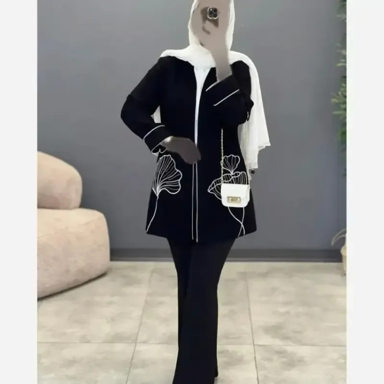 مانتو کتی گل لاله نسترن مازراتی گلدوزی شده فری سایز مشکی قد 85