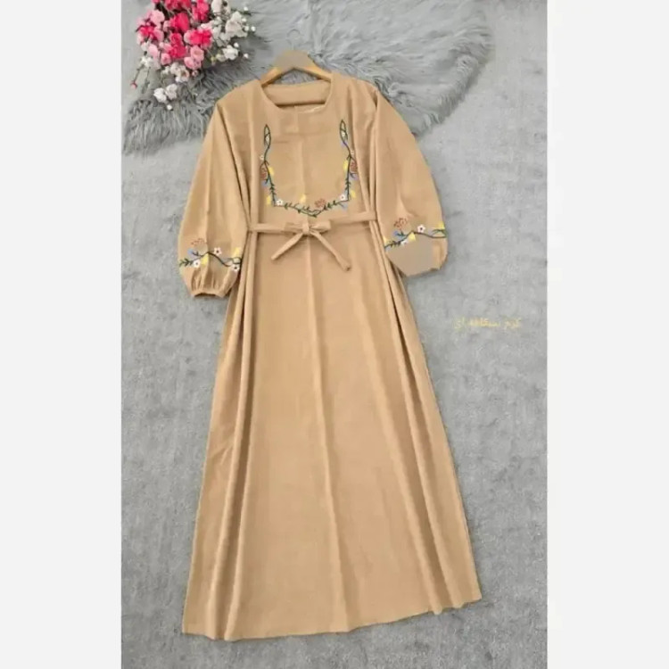 کفتان گلدوزی پاییزه مخمل کبریتی ریز فری سایز قد 136