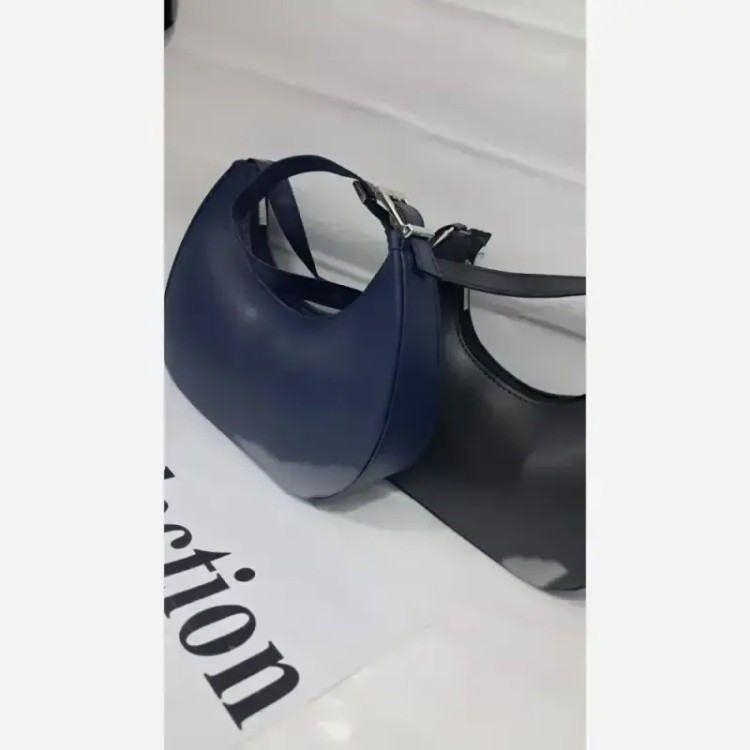 کیف چرمی مدل پینترسی isoo سایز 20 در 15 سانتیمتر
