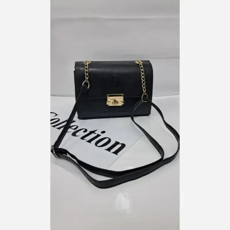 کیف دوشی چرم زنانه مشکی سایز 15 در 18