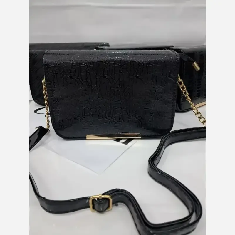 کیف دوشی آرمیتا چرم ورنی درجه یک سایز 15 در 20