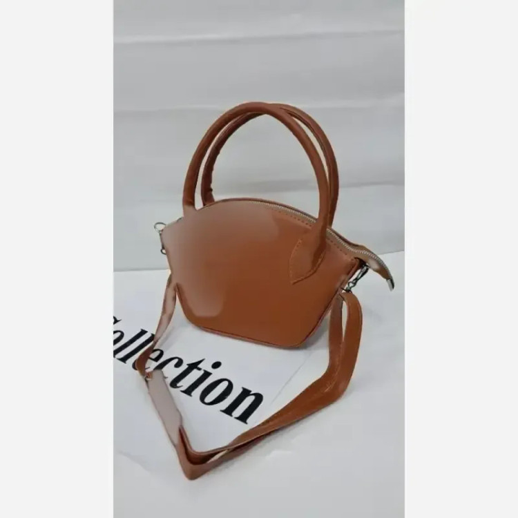 کیف دستی دوشی چرم مدل hanil سایز 15 در 20 رنگ خردلی و زرشکی