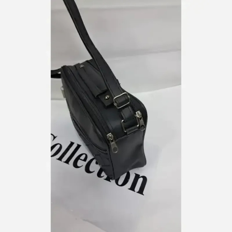 کیف دوشی ماهک چرم سایز 20 در 15 با بند دوشی بلند