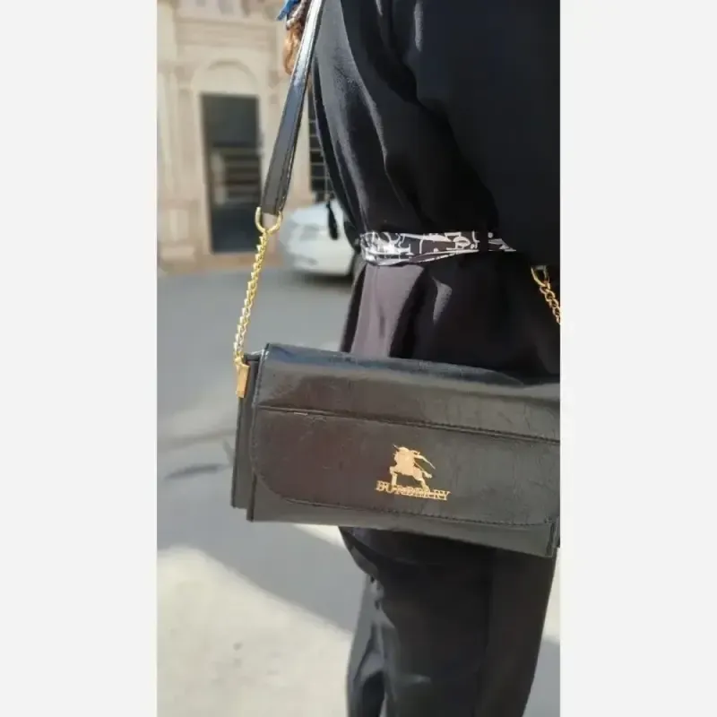 کیف دوشی ماندانا چرم خارجی مشکی سایز 25 در 15