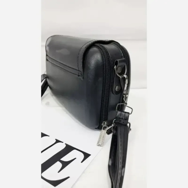 کیف دوشی چرم مشکی سایز 15 در 20 مدل مهرلین