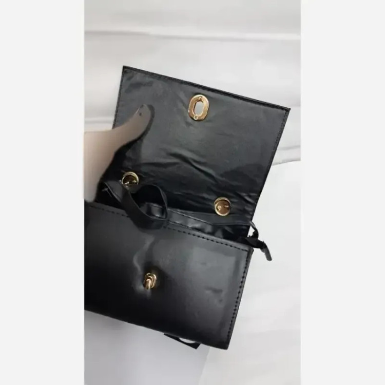 کیف زنانه گلسا چرم ورنی سایز 15 در 20 بند دوشی