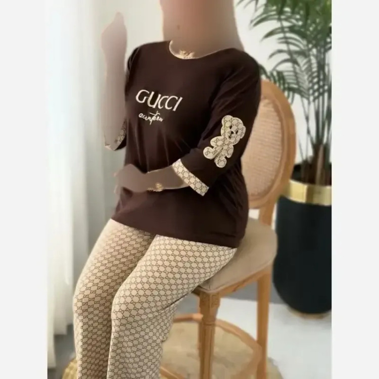ست تیشرت و شلوار زنانه ست لویی پنبه گلکسی فری سایز رنگ شکلاتی و کرم نسکافه ای