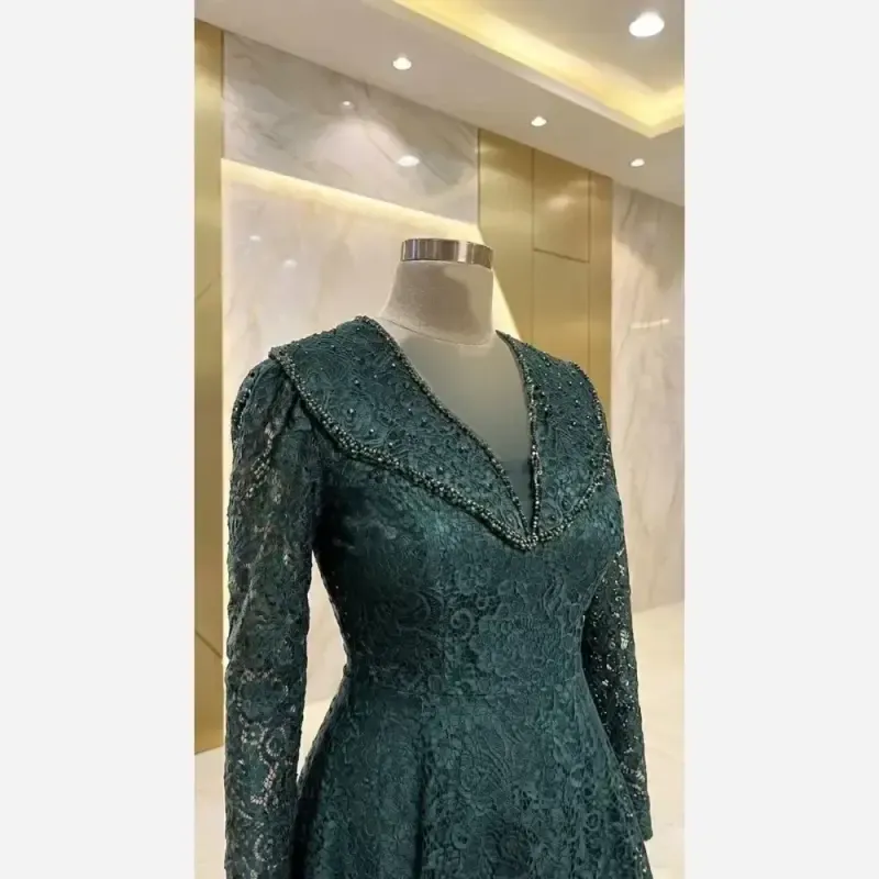 پیراهن مجلسی زنانه دانتل سنگدوزی شده کاپدار سایز بزرگ مشکی سبز