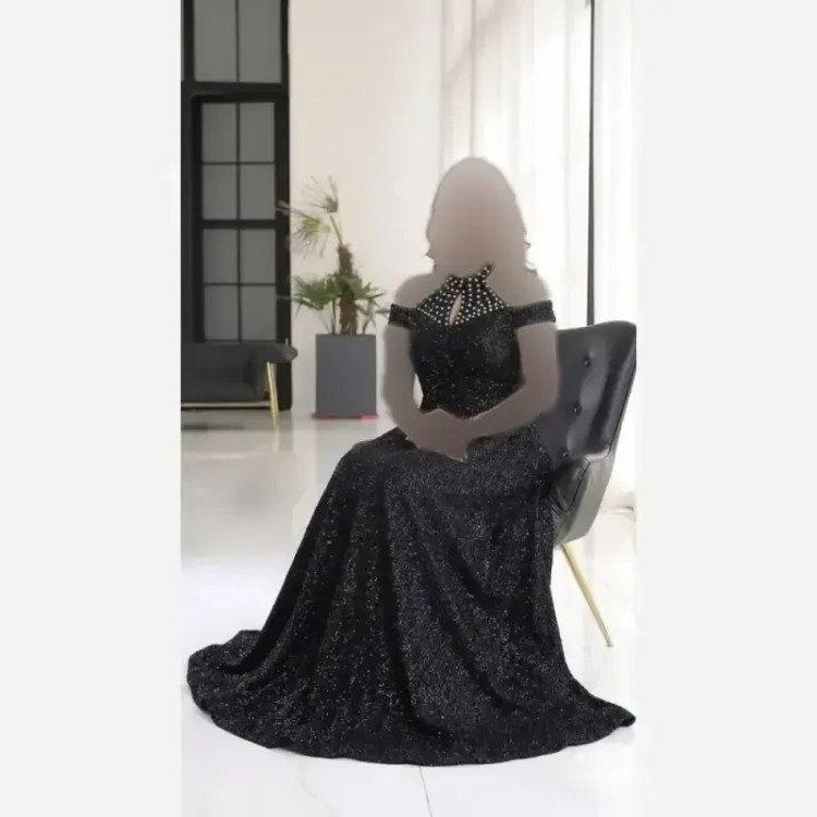 ماکسی مجلسی زنانه دانتل چمنی مشکی کاپدار نگین دار سایز بزرگ