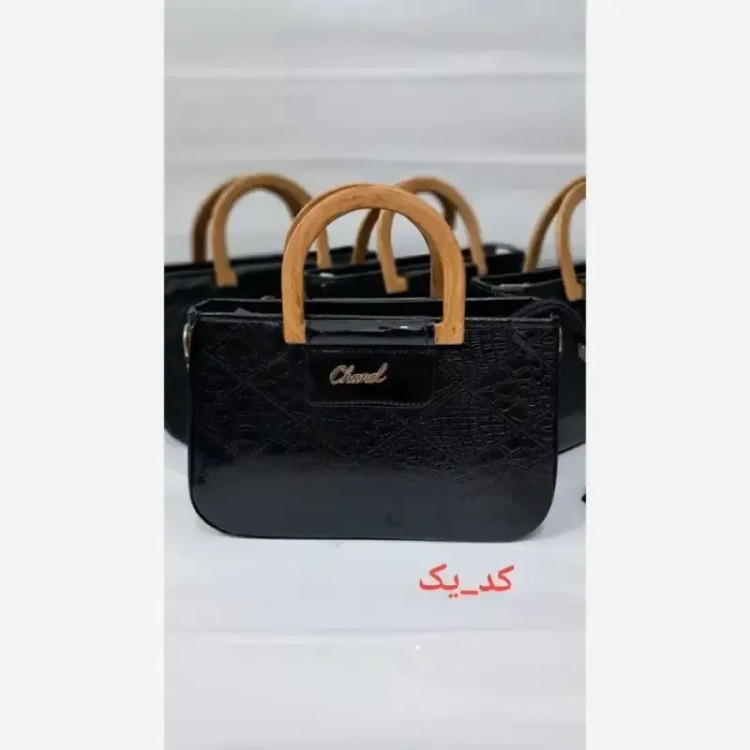کیف دستی و دوشی زنانه دسته چوبی مدل گیشا چرم ورنی