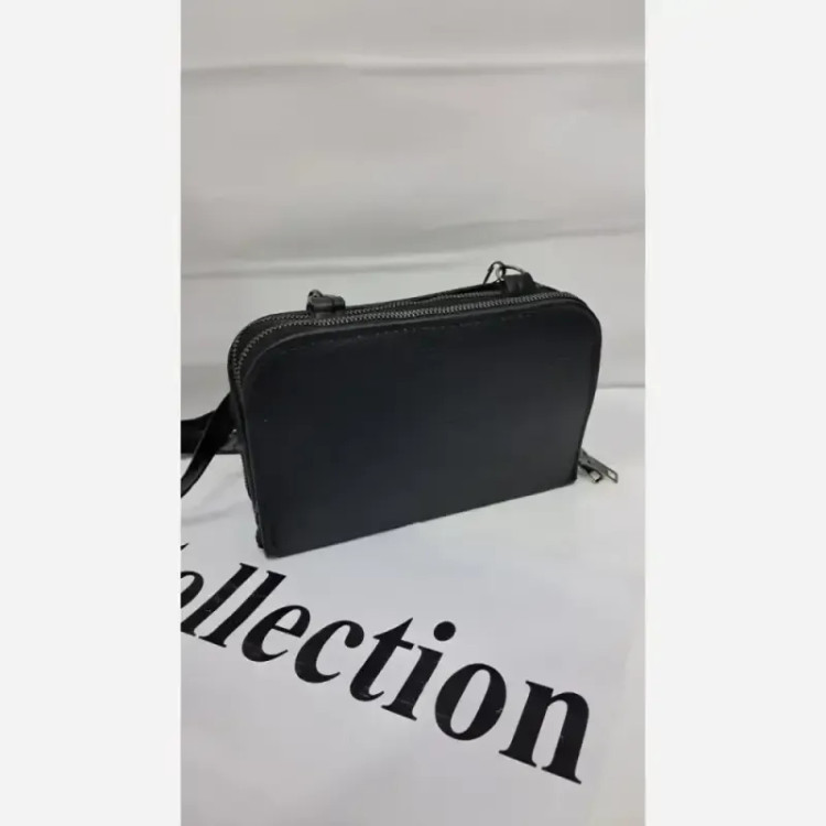کیف اسپورت چرم haylii رنگ مشکی سایز 18 در 12 سانتیمتر